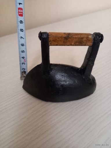 Утюг угольный старинный