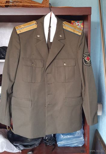 Парадная форма младшего лейтенанта зенитно-ракетных войск РБ