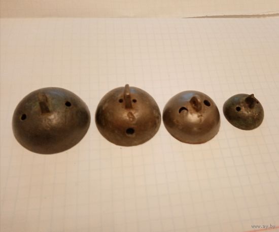 З. Ч. бубенцов 9.8.7 и 2(бронза)