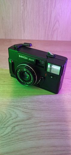 Фотоаппарат Эликон 35см