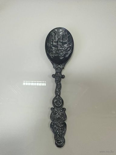 Ложка коллекционная оловянная. Европа много лота с рубля