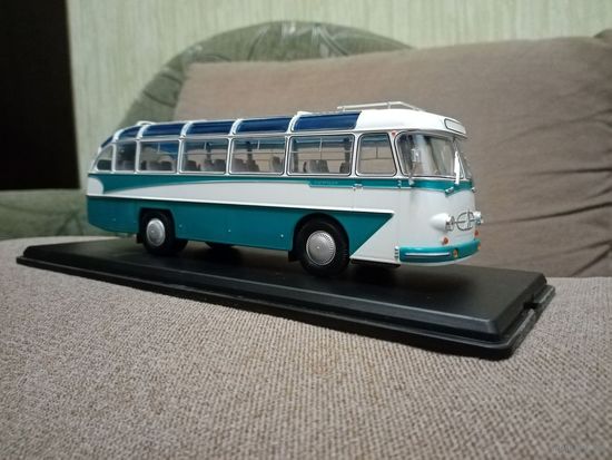 Автобус ЛаЗ-697 "Турист". ClassicBus.