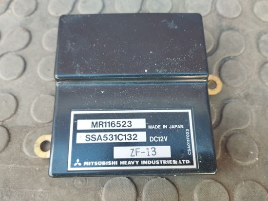 Блок комфорта Mitsubishi Carisma