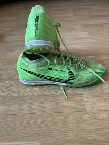 Бутсы футзальные, фирменные.