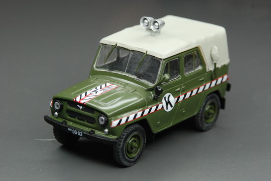 Модель автомобиля УАЗ-469 комендатура 1:43 (Автомобиль на службе)