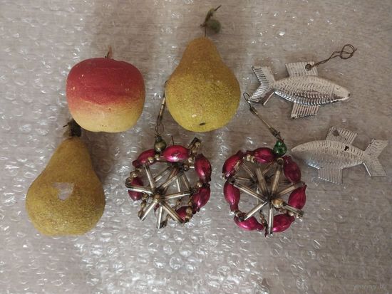 Лот ёлочных игрушек СССР.