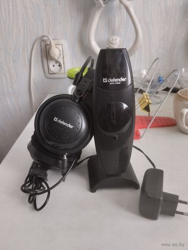 Колонка Defender и наушники. Комплект.