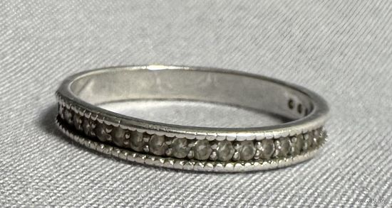 Кольцо серебряное 925 пробы. 78