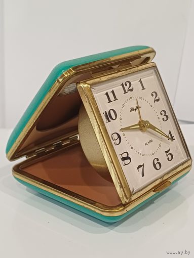 Все лоты с 1р.Немецкие дорожные часы тикают