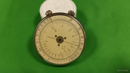 Линейка логарифмическая . круглая .