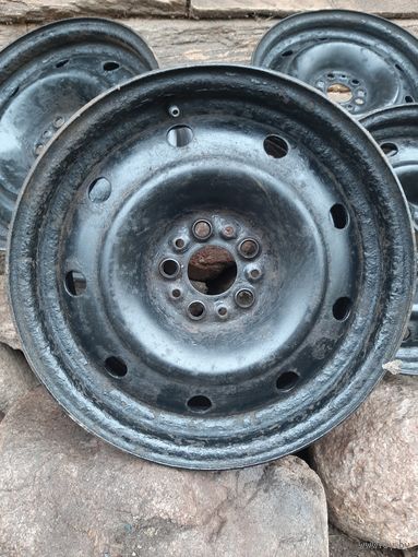 Штампованные диски R 15 на Fiat Ulysse (PEUGEOT 806, Lancia Zeta, Citroen Evasion)