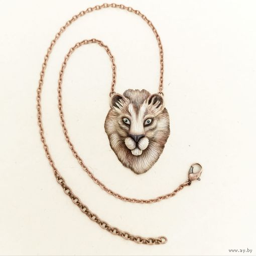 Лев. Подвеска ручной работы