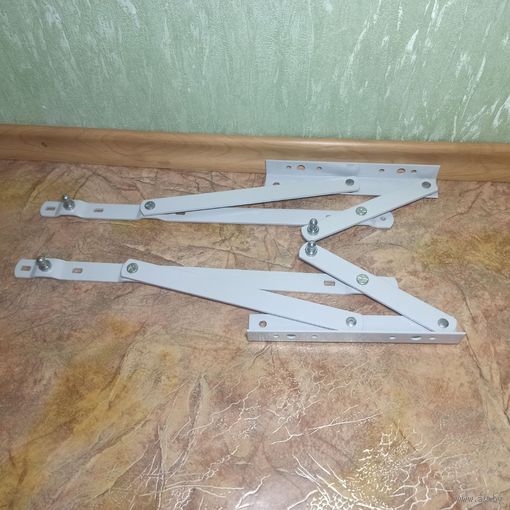 Подъемный механизм для оснований