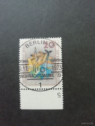 Западный Берлин 1973 Марка "Рождество" (гашеная с клеем) Mi.463 каталог 0.70 евро
