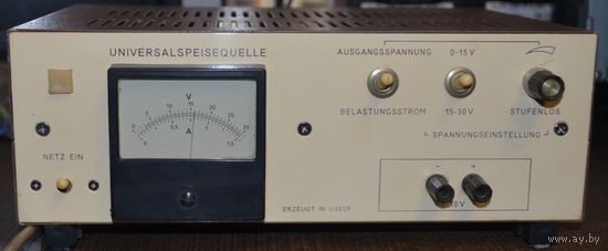 Источник питания универсальный СССР ''Калибр''.