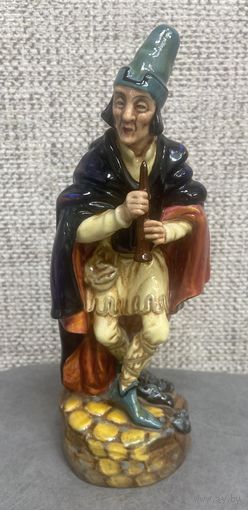Декоративная Фарфоровая статуэтка Royal Doulton Крысолов. Англия. Высота 33 см 1952 год.