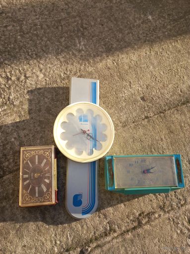 Часы СССР настольные, настенные, цена за все