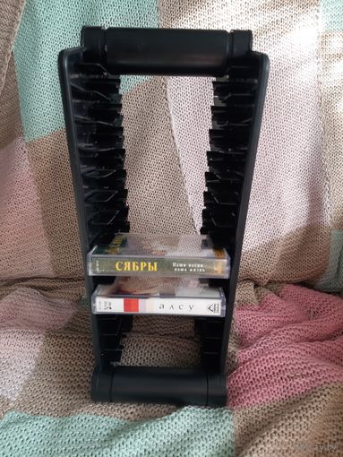 Кассетницы для кассет.