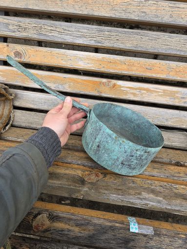 Старинный медный черпак, ковш, половник