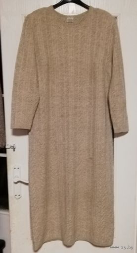 Красивое платье для статной дамы, р-р 50-52