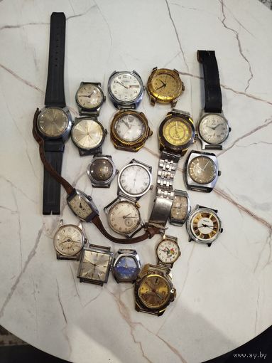 Часы наручные лот на ходу или тикают