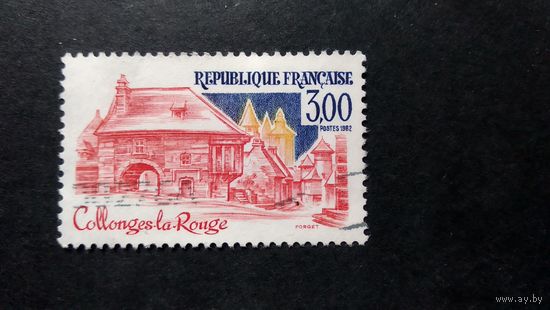 ФРАНЦИЯ \503с\ 1982 архитектура. Здания из красного песчаника