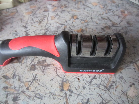 Точилка для кухонных ножей