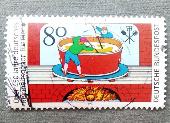 Марка Германия 1983 год 450 лет пивоварению