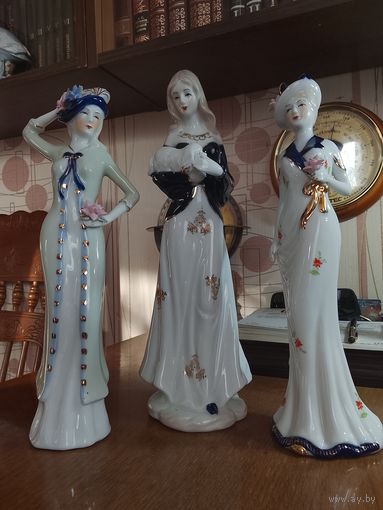 Фарфоровые статуэтки Девушки