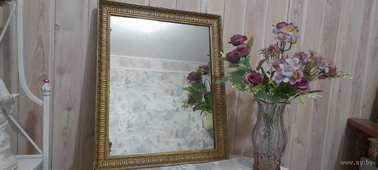 Зеркало серед.20в. 40х47см.