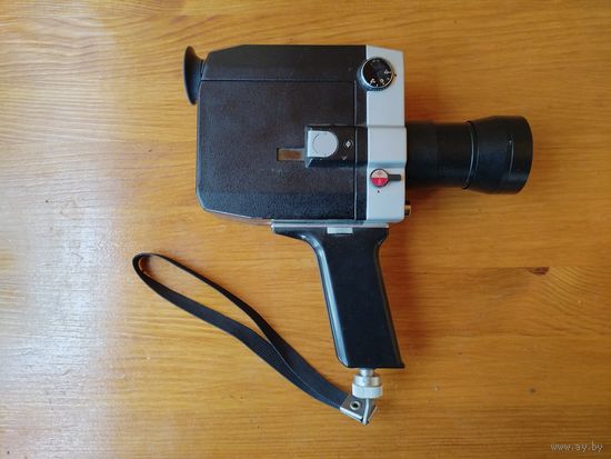 Кинокамера "Кварц".