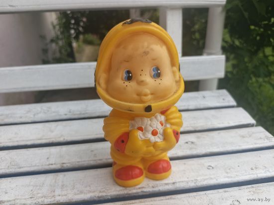 Редкая резиновая игрушка Мальчик космонавт