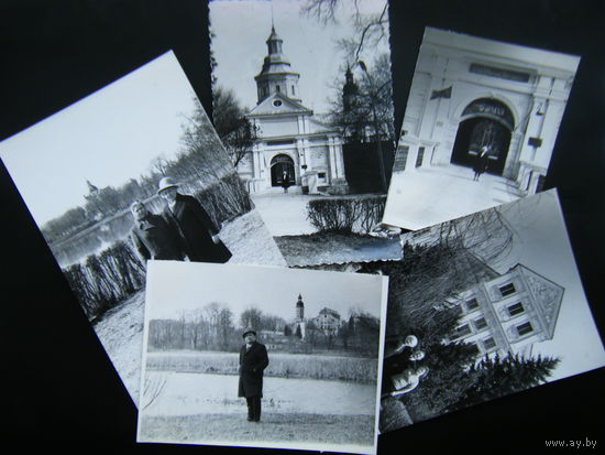 Фото 1980г. 5 шт. Отдыхающих на фоне НЕСВИЖСКОГО ЗАМКА когда он был санаторием.