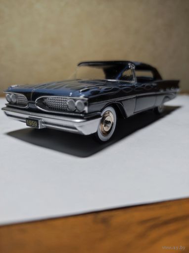 Pontiac Bonneville 1:43