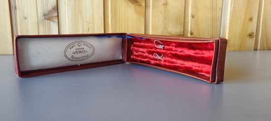 Коробка от комплекта ручек "Подарочный", с золотым пером