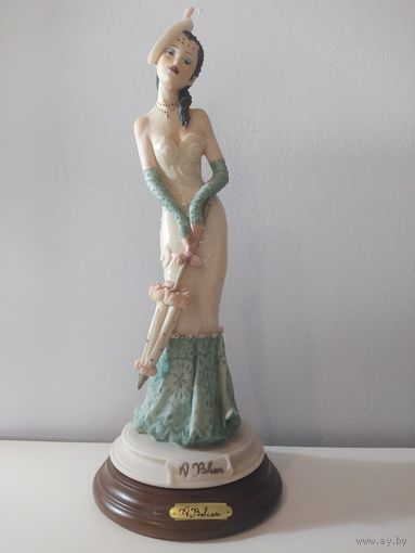 Статуэтка Capodimonte Belcari Винтаж Италия