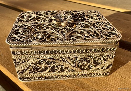 Шкатулка СССР 1960х скань серебрение.