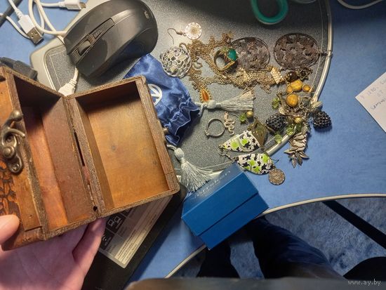 Украшения в шкатулке старт с 20 руб