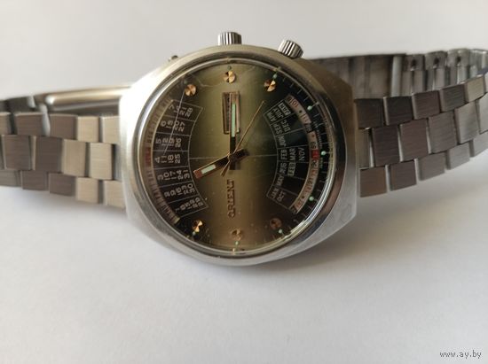 Часы Ориент Колледж.