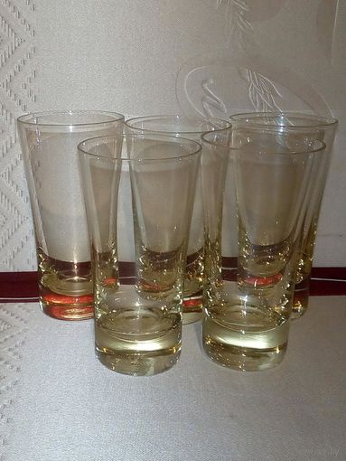 Рюмки СССР жёлтые одним лотом 5 шт Нёман ?
