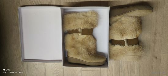 Сапоги женские из натурального меха, р.38