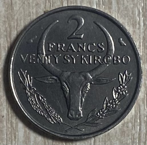 Монета 2 франка 1965 год. Мадагаскар