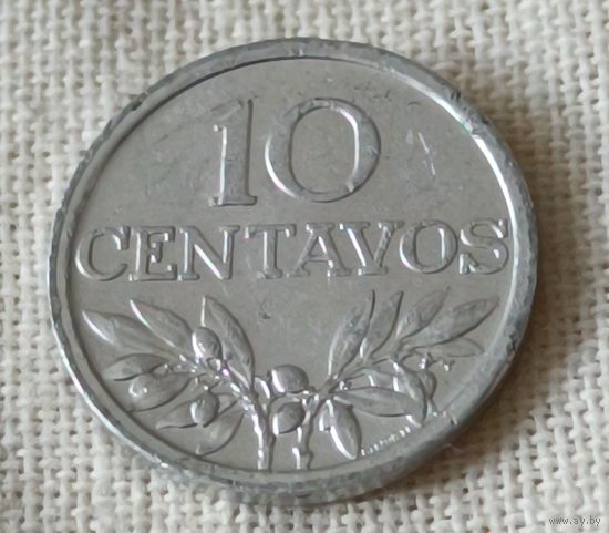 Португалия. 10 центаво 1971  года.