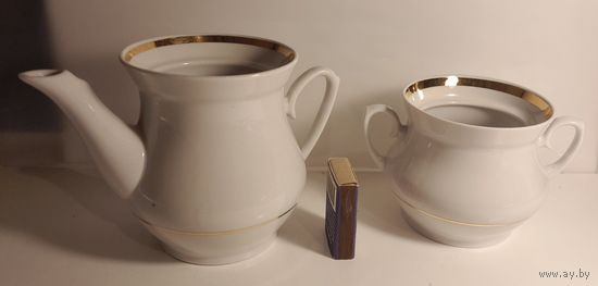 Чайник и сахарница, без крышек. МФЗ