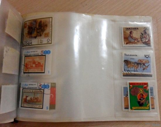 Набор марок более 78 шт, вместе с альбомом.