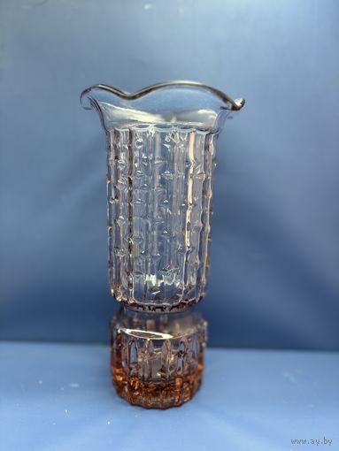 Ваза 20,5 см КОРА ДУБА стекло автор В. С. Мурахвер завод Неман