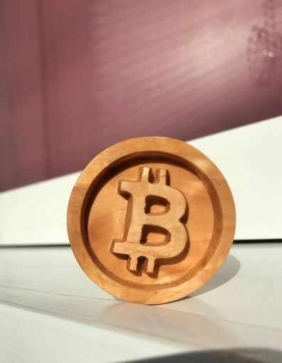 Сувенир из дерева Биткоин Bitcoin Сувель березы