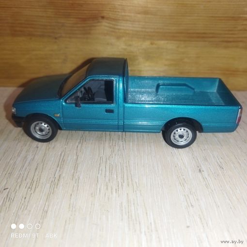 Opel Campo Pick up.1:43