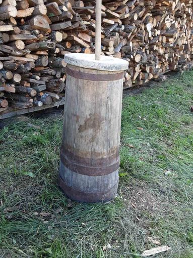 Маслобойка старинная