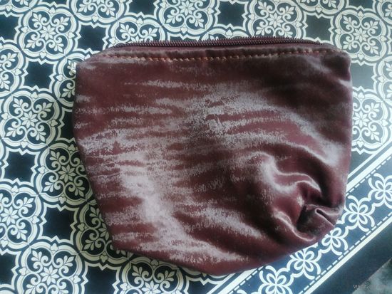 Косметичка. Состояние на скане.